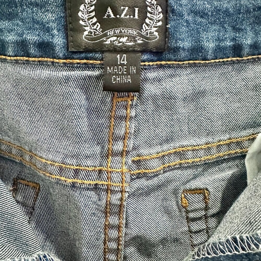 AZI Jeans Women's Size 14 Flair Floral Embroidered Jeans Bright NWT - Picture 6 of 6